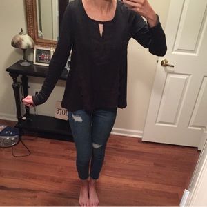 altar’d state black top